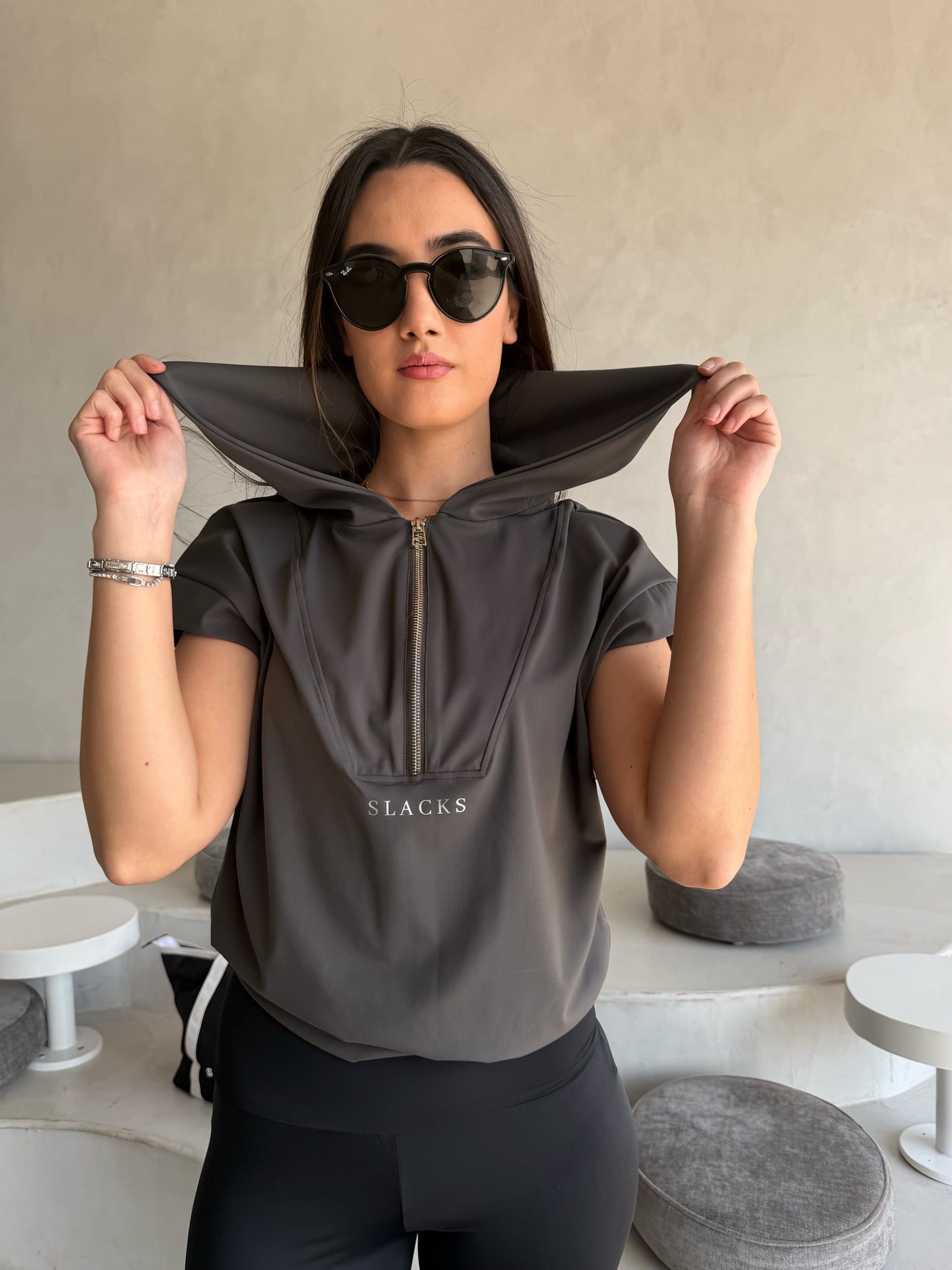 The Ease Zip
